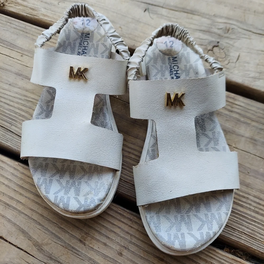 ☂️3/$30 -MK girls sandals,  size 12, white with gold